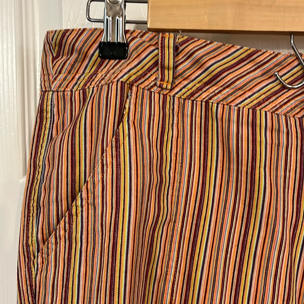 I.e. relaxed Multi Color Striped Capri 12P Flat Front